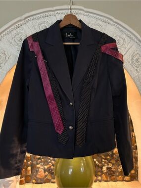 Leslie Monte Carlo Tie Blazer!